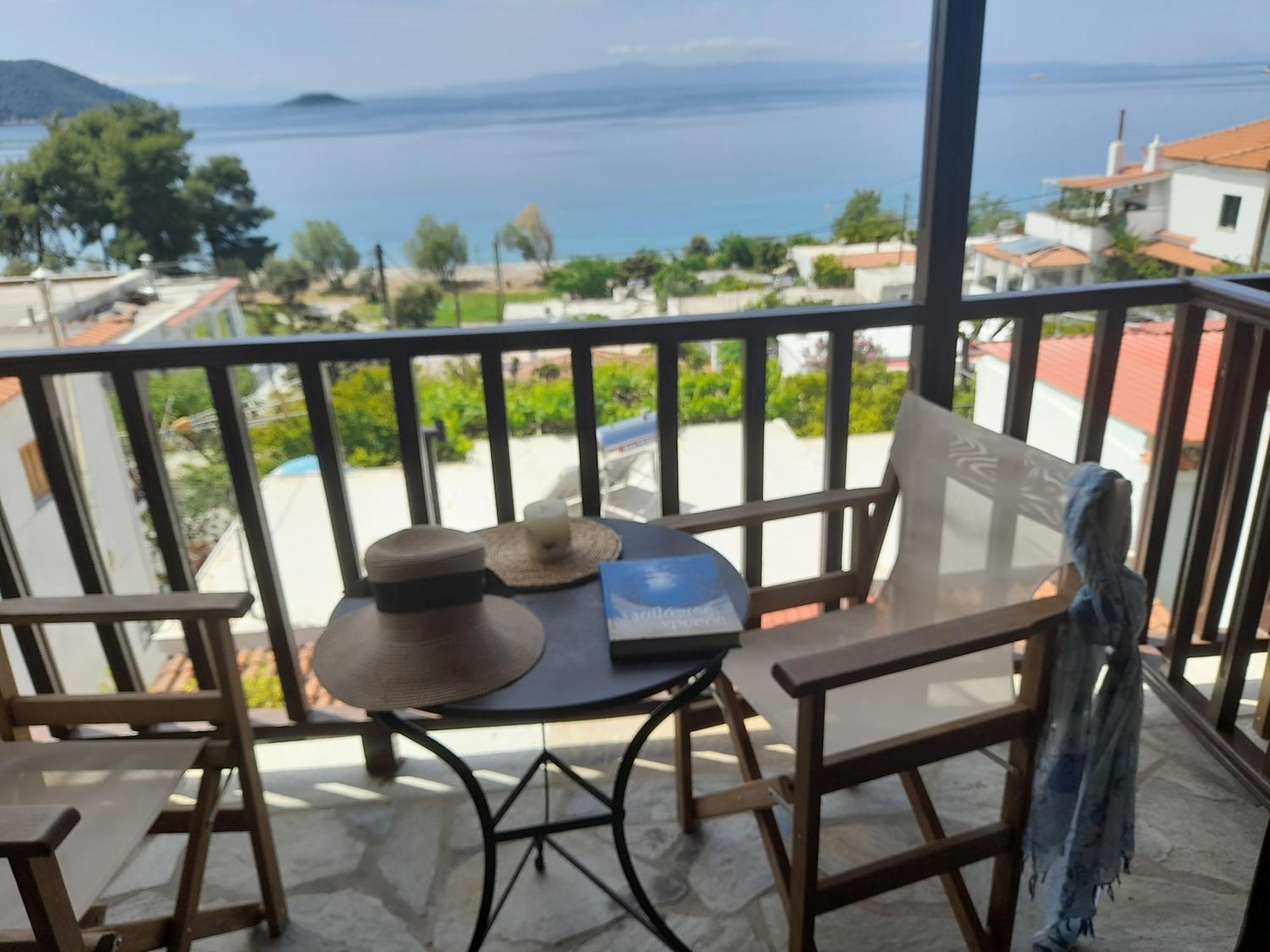 Lilian Beachfront Apartments Neo Klima Ngoại thất bức ảnh