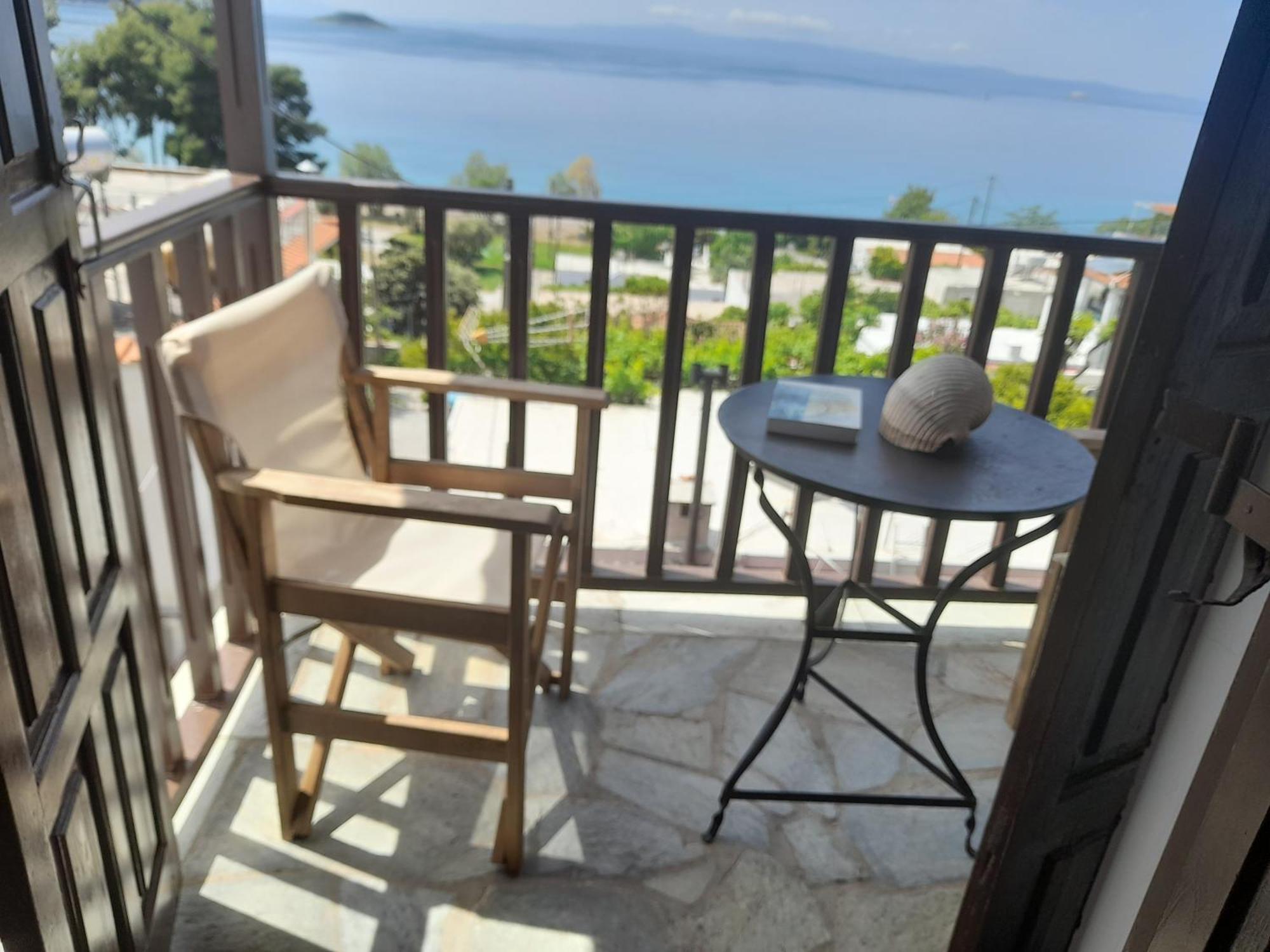 Lilian Beachfront Apartments Neo Klima Ngoại thất bức ảnh