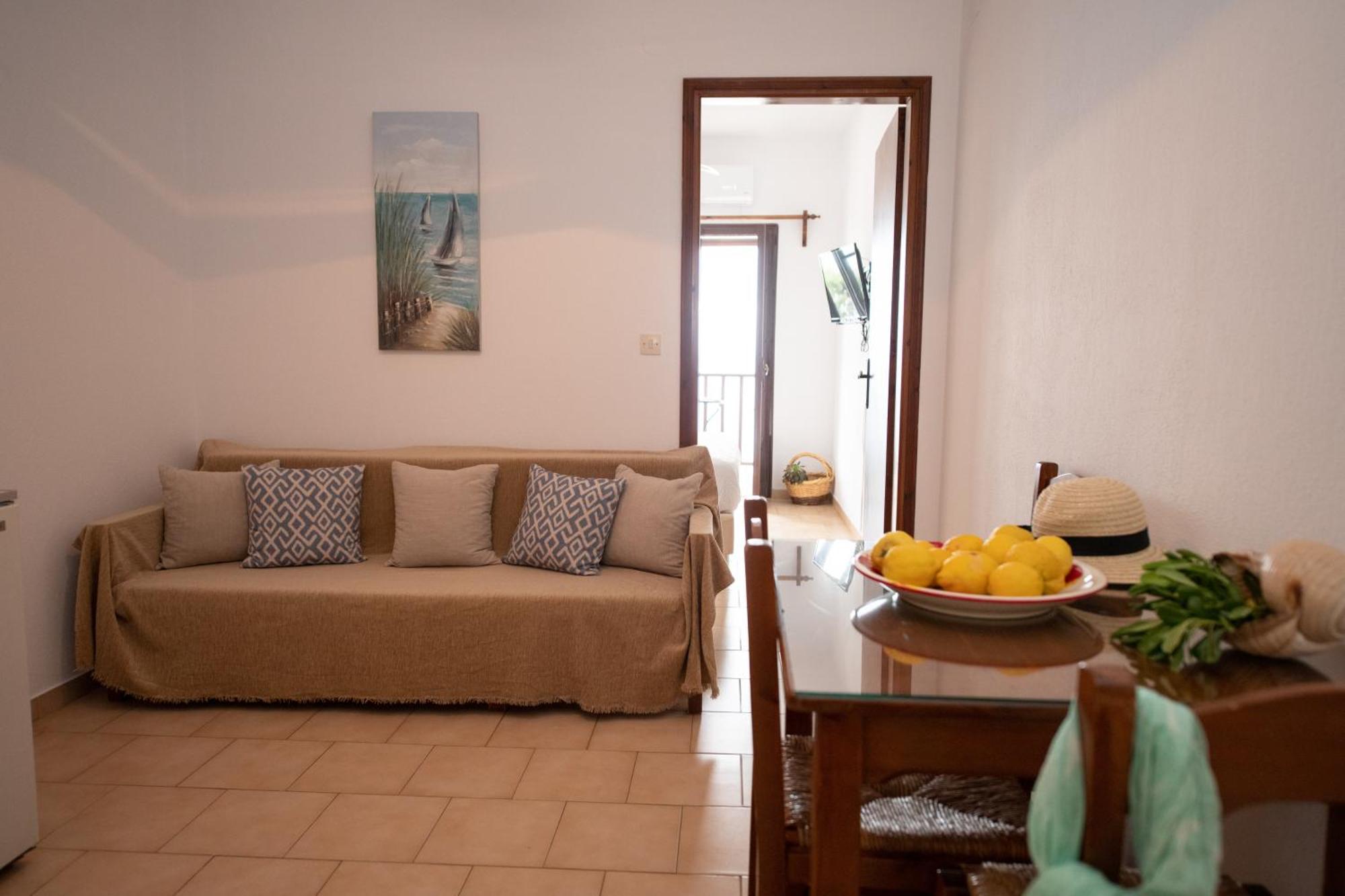 Lilian Beachfront Apartments Neo Klima Ngoại thất bức ảnh