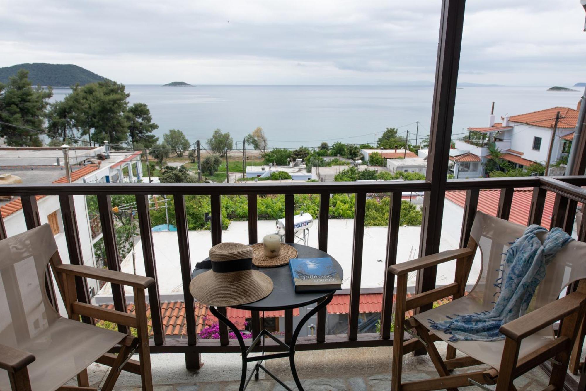 Lilian Beachfront Apartments Neo Klima Ngoại thất bức ảnh